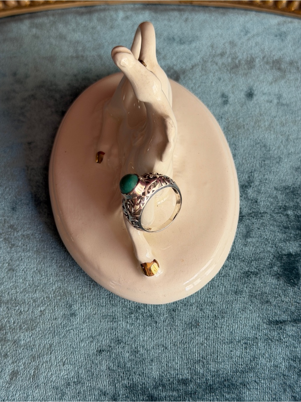 Silver Filigree Ring with Green Stone - Picture 3 of 6
